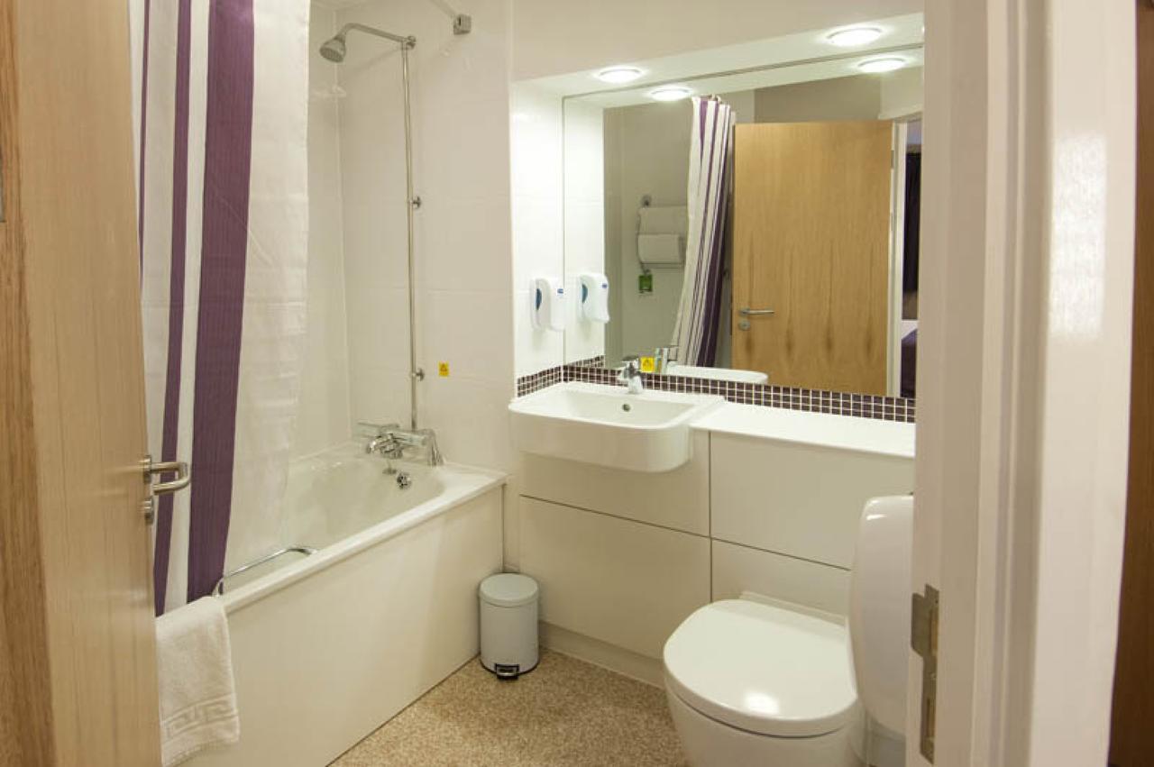 Premier Inn London Илфорд Стая снимка